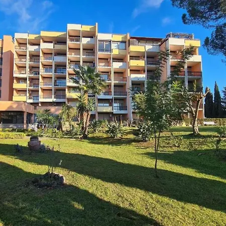 بيت للعطل Tatyhouse *